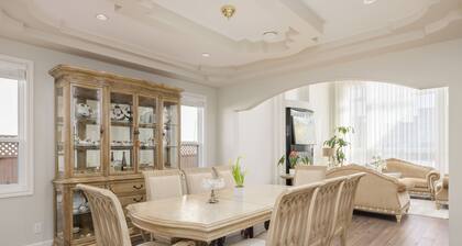 Large Ensuite 2 beds Double Room