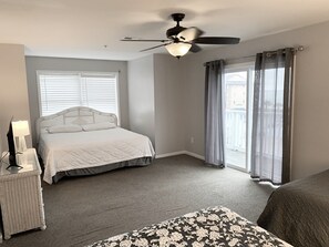 7 bedrooms, iron/ironing board, WiFi, bed sheets