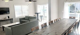 Ocean Sand Beach Villa  7 Bedroom Townhome  Sleeps 20