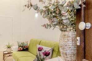 Interior - Artis Rooms - Suite Yellow (Cagliari)