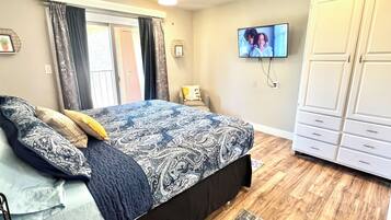 1 bedroom, iron/ironing board, WiFi, bed sheets