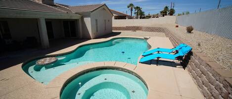 Outdoor pool, a heated pool