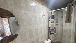 Standard Double Room, Sea View | Bathroom | Toilet paper - PUERTO MANGLAR HOSTAL (Santa Marta)