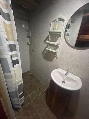 Toilet paper - PUERTO MANGLAR HOSTAL (Santa Marta)