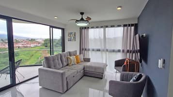 Condo Superior, ban công, quang cảnh núi | Khu phòng khách