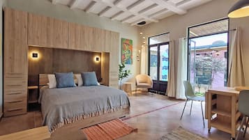 Basic Studio Suite, Garden View | 1 bedroom, in-room safe, desk, free WiFi