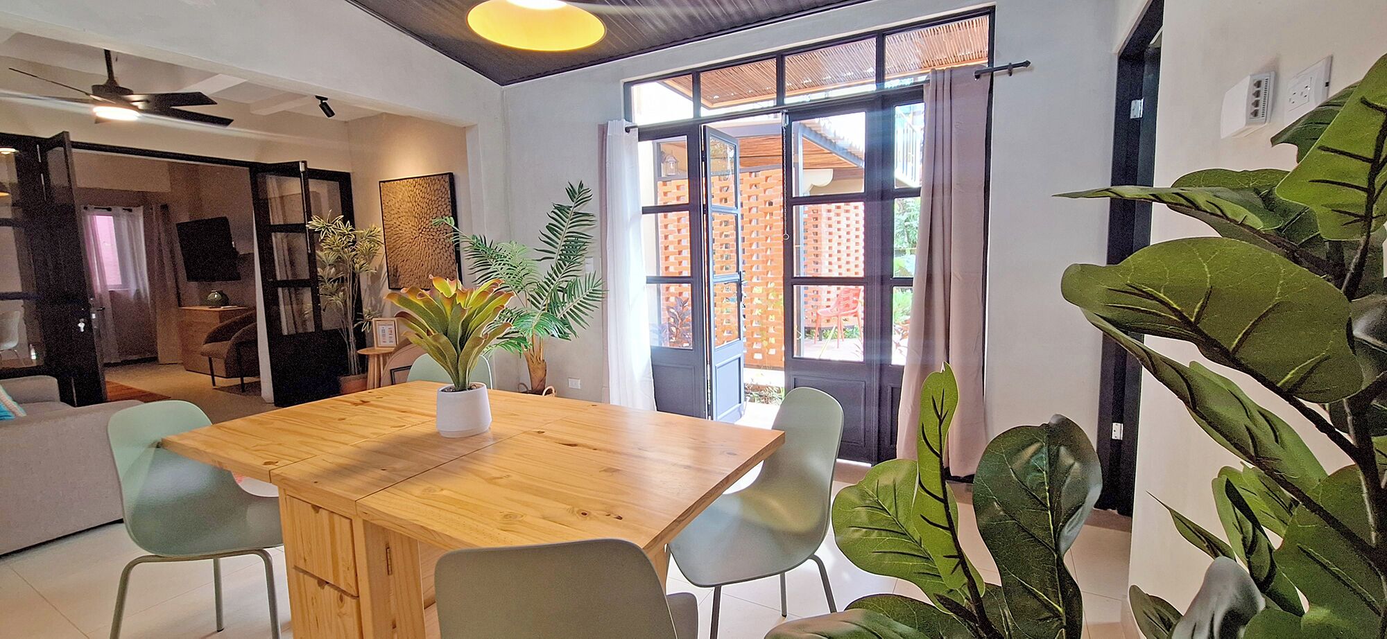 高級公寓, 花園景觀 | 起居區