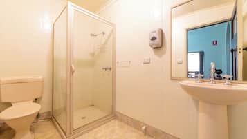 Economy Double Room, Balcony | Bathroom | Towels, toilet paper