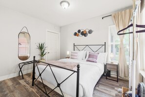 1 chambre, fer et planche à repasser, Wi-Fi gratuit, draps fournis