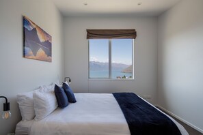 3 chambres, fer et planche à repasser, lit parapluie, Wi-Fi