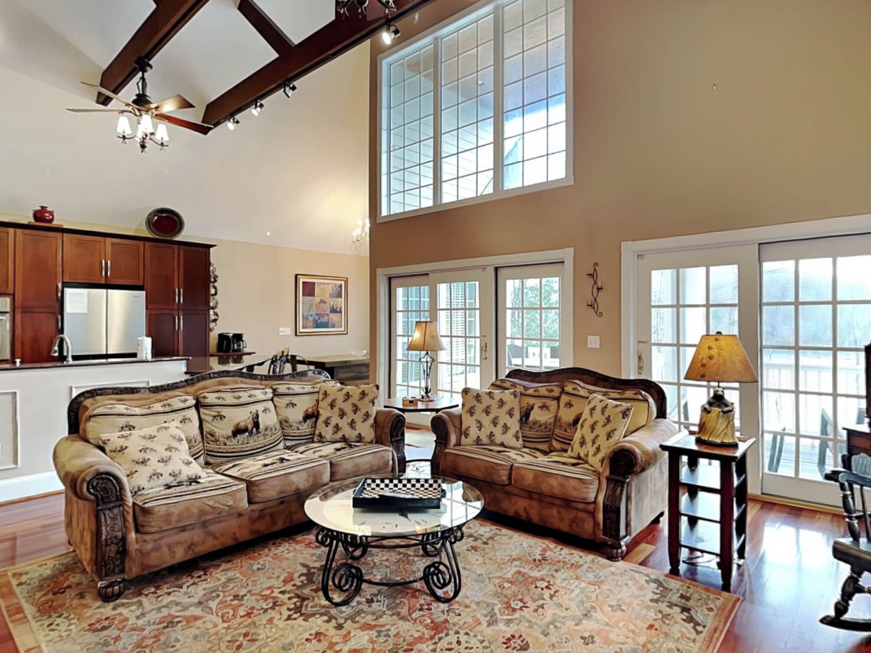 Nhà (4 Bedrooms) | Tiện nghi, dịch vụ nơi lưu trú