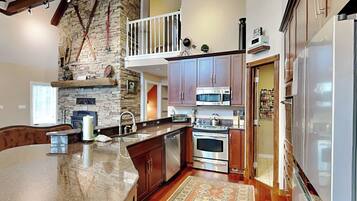 House (4 Bedrooms) | Property amenity