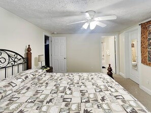 House (2 Bedrooms) | Property amenity - Lazy Bear Cabin by Taylor Made Deep Creek (Oakland)