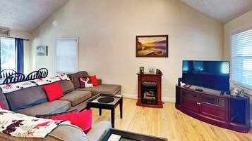 Nhà (2 Bedrooms) | Tiện nghi, dịch vụ nơi lưu trú