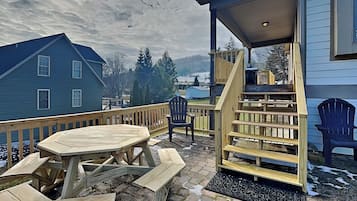 House (5 Bedrooms) | Kemudahan hartanah