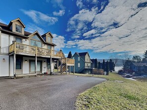 House (5 Bedrooms) | Property amenity