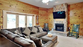 Studio (4 Bedrooms) | Property amenity