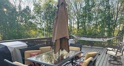Huge Family Home; Centrally Located in the Capital Region!!!