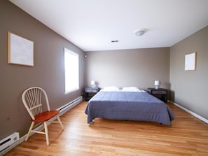 2 chambres, fer et planche à repasser, Wi-Fi gratuit, draps fournis