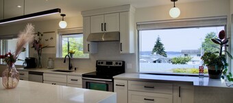 Tacoma Vista Retreat