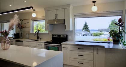 Tacoma Vista Retreat