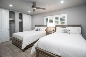 3 chambres, fer et planche à repasser, Wi-Fi, draps fournis