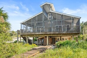 Exterior - Charming Beachfront Beach House/2BR/Loft/Sleeps 8 (Cape San Blas)
