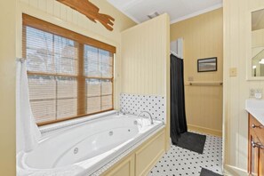 Hair dryer, towels