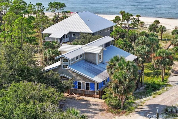 Exterior - Charming Beachfront Beach House/2BR/Loft/Sleeps 8 (Cape San Blas)