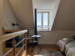 1 bedroom, free WiFi - Harbour-view duplex in Erquy | 2 guests | Ref 515 (ERQUY)