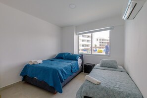 2 bedrooms, WiFi, bed sheets