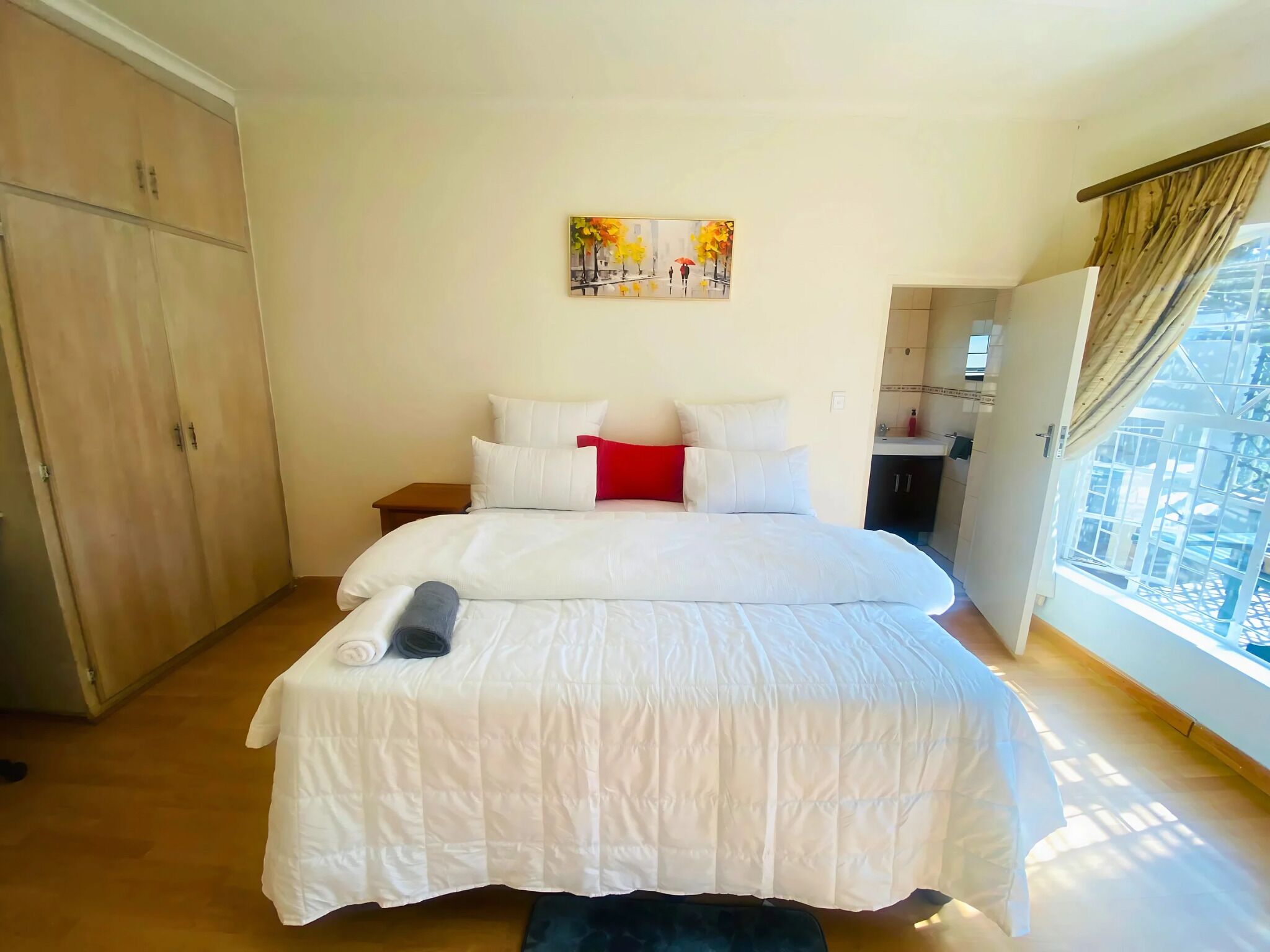 5 habitaciones, wifi gratis y ropa de cama 