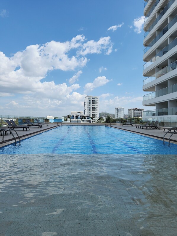 Udendørs pool