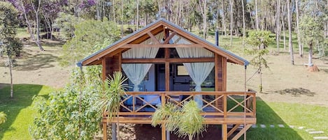 Cabaña Confort, hidromasaje, vista a la alberca | Wifi gratis y ropa de cama