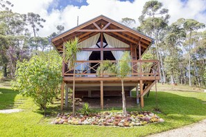 Free WiFi, bed sheets - VILLA ESTORIL (Campina Grande Do Sul)