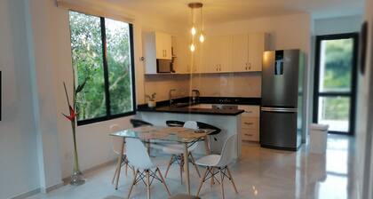Three-bedroom country deluxe apartment with jacuzzi and balcony with a view.