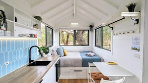 Interior - Castlemaine Tiny House (Metcalfe)