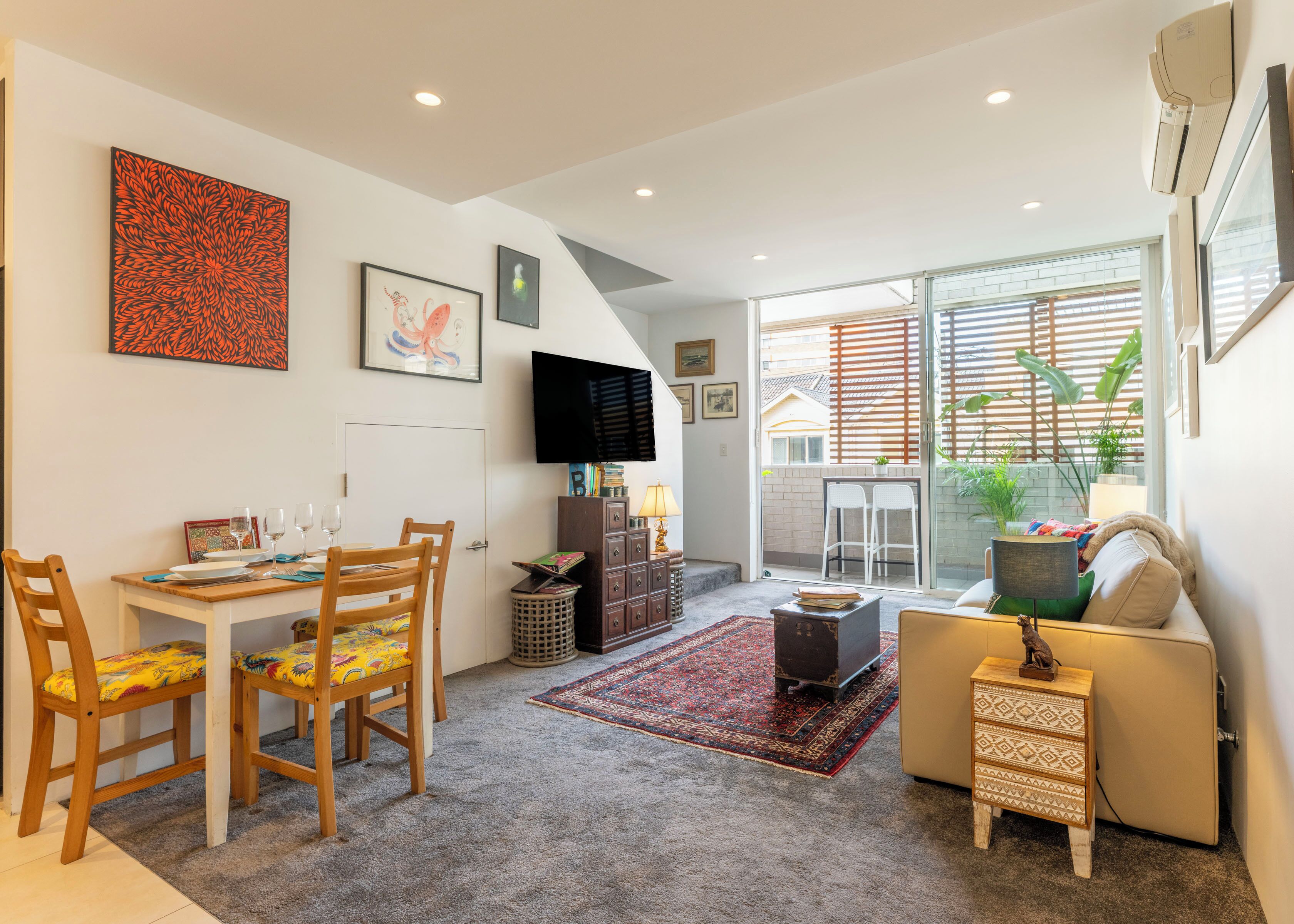 Älytelevisio, kirjoja