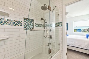 Shower, towels