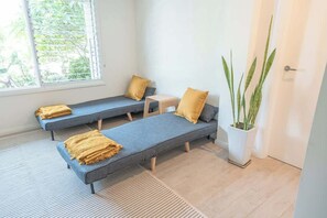 Interior - Relaxing Retreat in Terrigal (Terrigal)