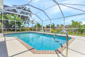 Beheizter Pool
