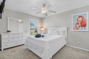 4 Schlafzimmer, Bügeleisen/Bügelbrett, kostenloses WLAN, Bettwäsche