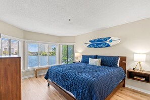 2 bedrooms, iron/ironing board, free WiFi, bed sheets - $150 activities - E-gift card when you book Newly Renovated | 2nd Floor | AH217 (Myrtle Beach)