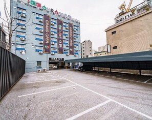 Free self-parking