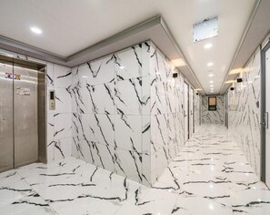 Hallway - ON and OFF-Sungui Station (Incheon)