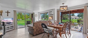 Golf, Pickleball & Poolside Fun at Twin Lakes!