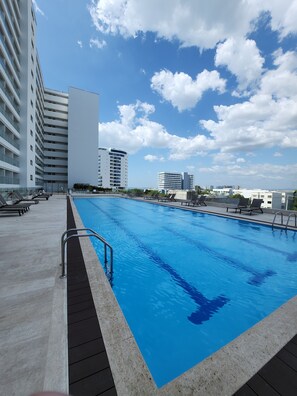 Pool - Costa dorada suite (Near the airport/Ocean View) (Cartagena de Indias)