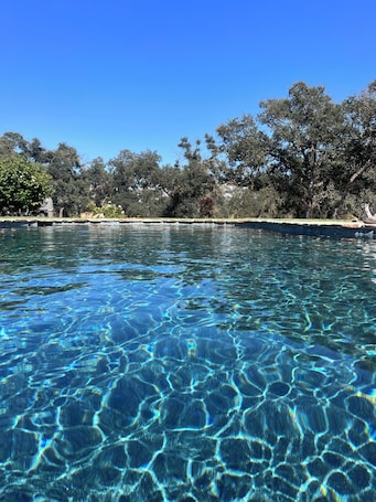 Pool. Established Vacation Rental New to VRBO Wine Country Cottage, Couples Retreat