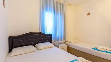 Chambre Triple Standard | Wi-Fi gratuit, draps fournis