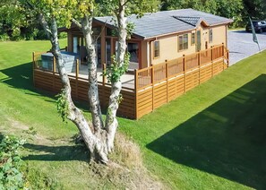 Exterior - Bay view lodge offers just that, breathtaking views of Ceredigion Bay. (Llanon)